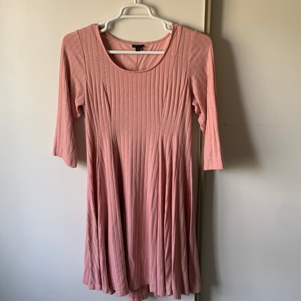 Soft pink, light sweater dress.